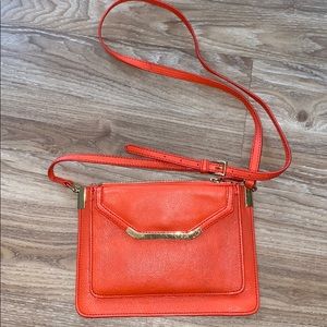 SAKS Crossbody purse, 100% leather
